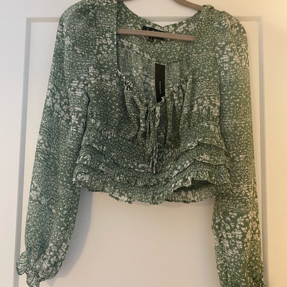 Lulus long sleeve floral ruched top